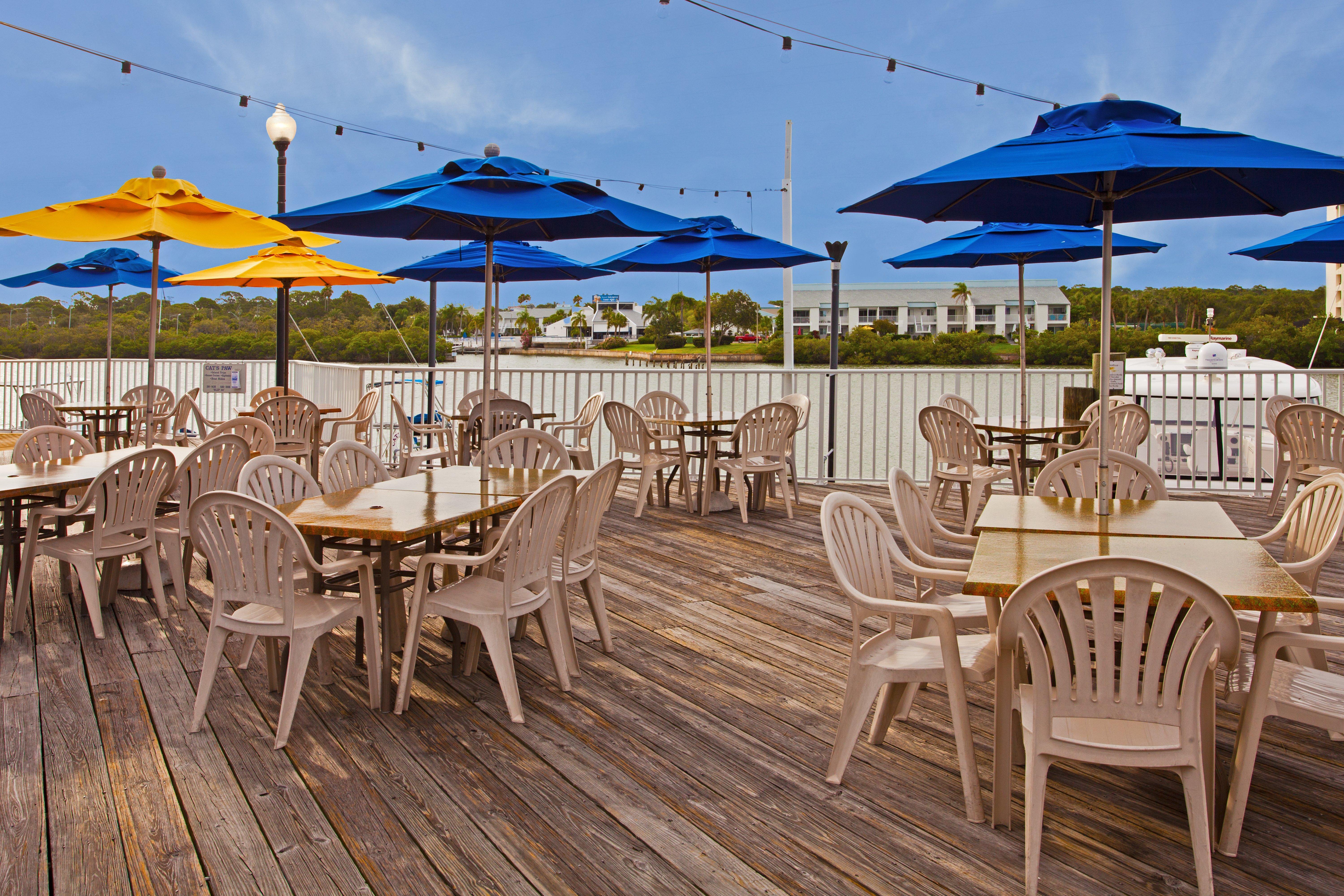 Holiday Inn & Suites Clearwater Beach S-Harbourside Ngoại thất bức ảnh