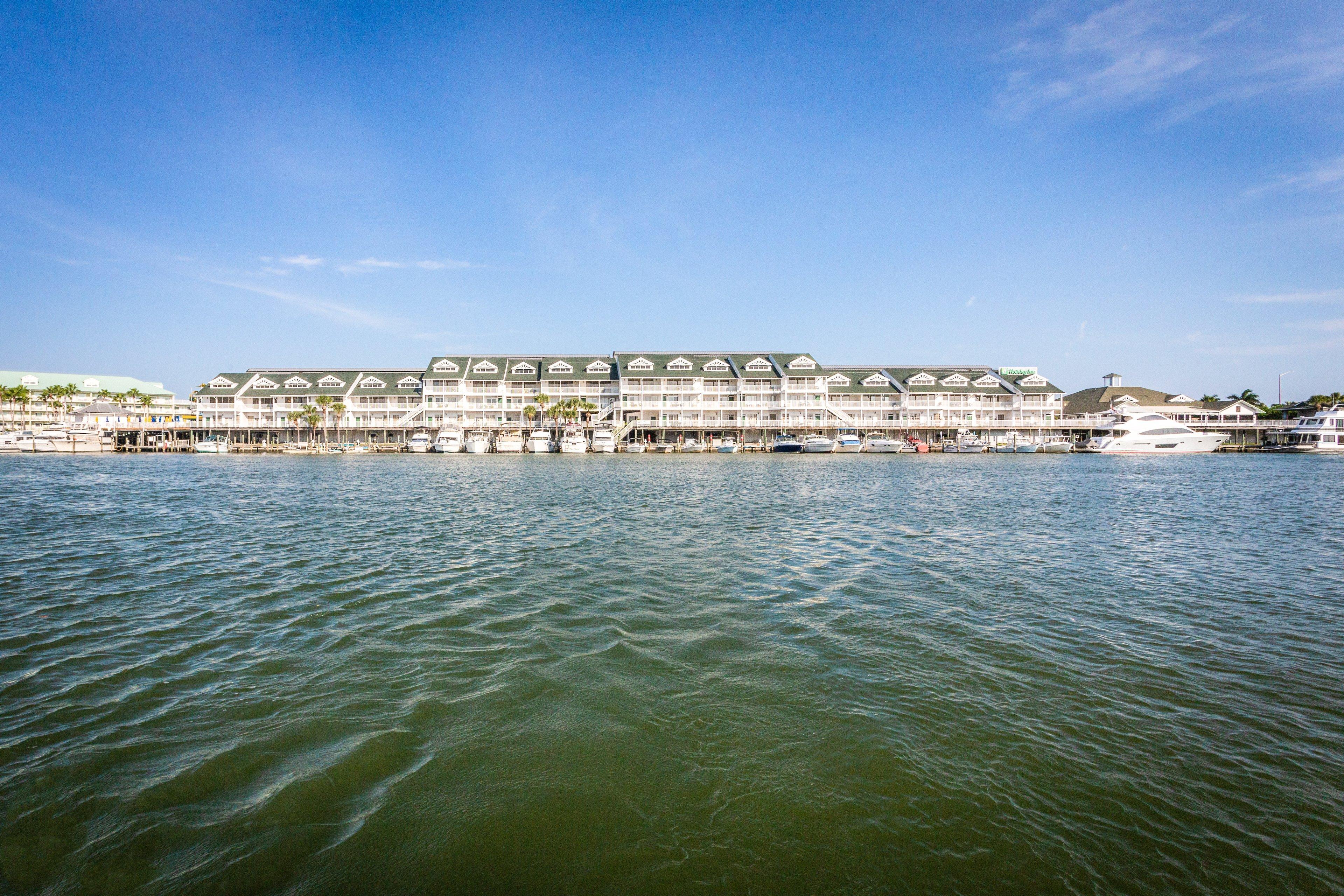 Holiday Inn & Suites Clearwater Beach S-Harbourside Ngoại thất bức ảnh